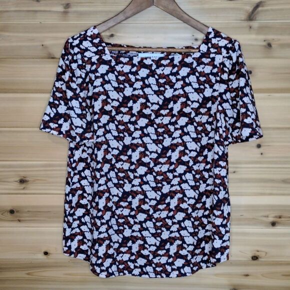 Lark & Ro Floral Print Short Sleeve Blouse Size Medium - Picture 1 of 8